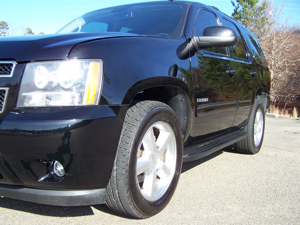 2011 Chevrolet Tahoe - $10,490