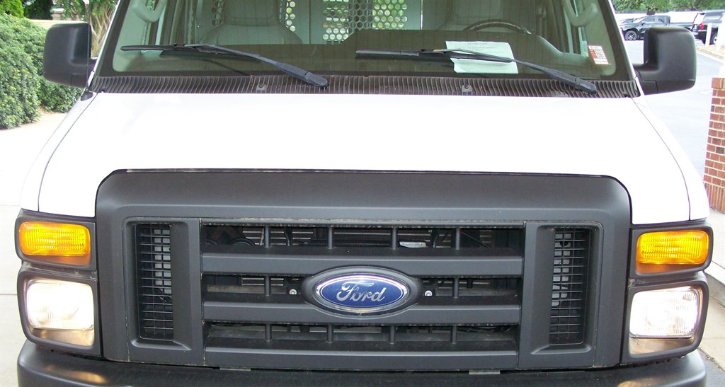 2010 Ford E-350 - $18,990