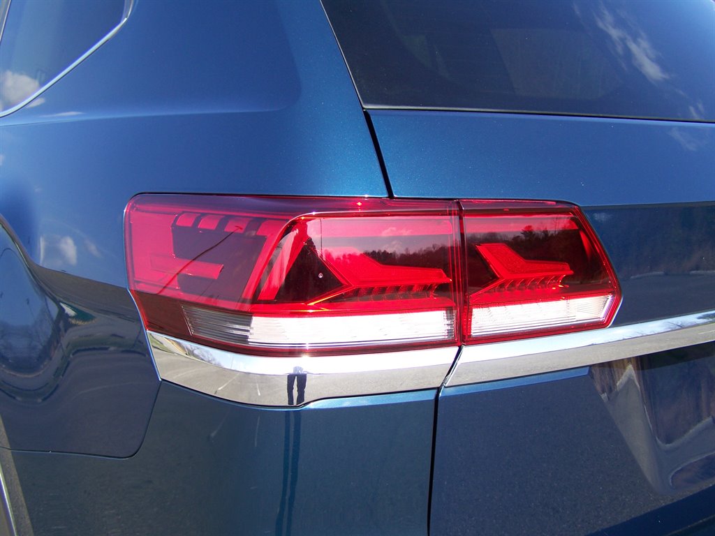 2021 Volkswagen Atlas - $18,890