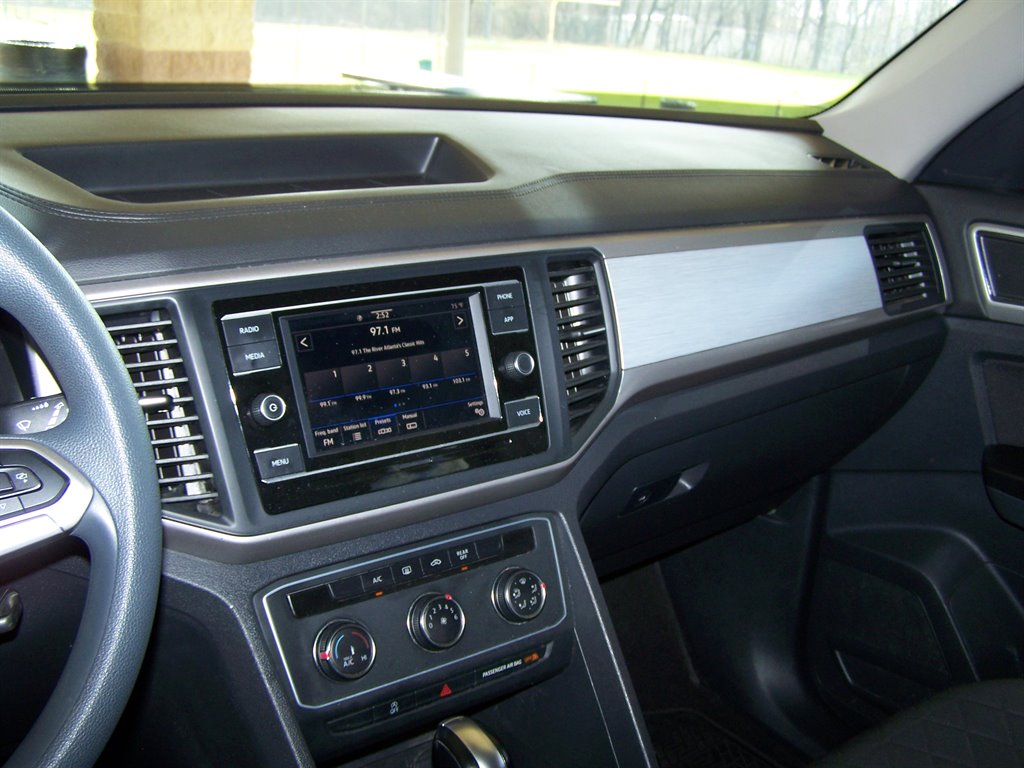 2021 Volkswagen Atlas - $18,890
