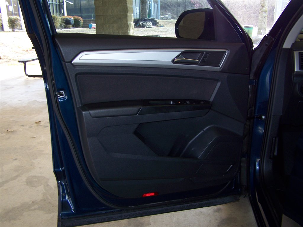 2021 Volkswagen Atlas - $18,890