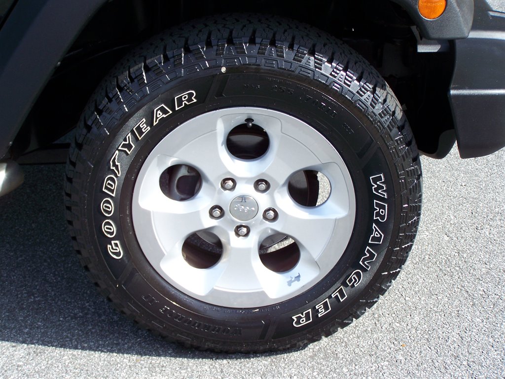 2013 Jeep Wrangler Sport photo