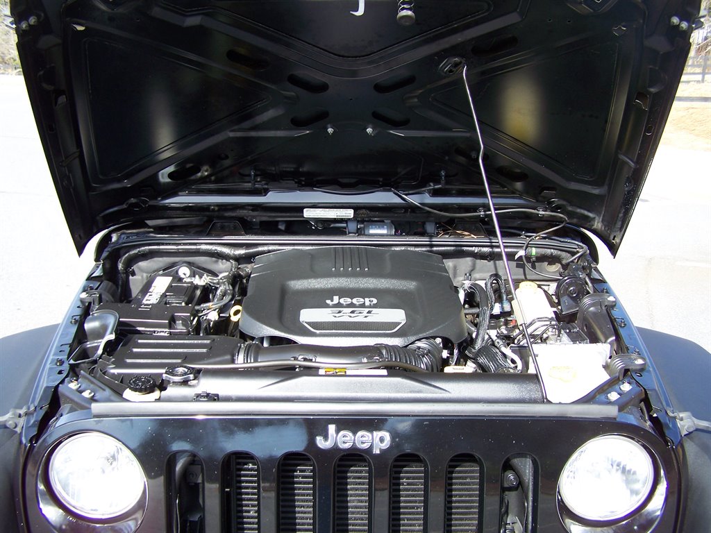 2013 Jeep Wrangler Sport photo