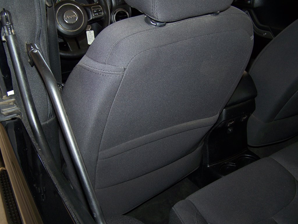 2013 Jeep Wrangler Sport photo