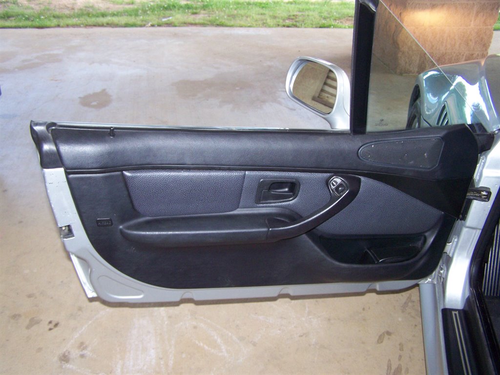 2000 BMW Z3 2.3 photo