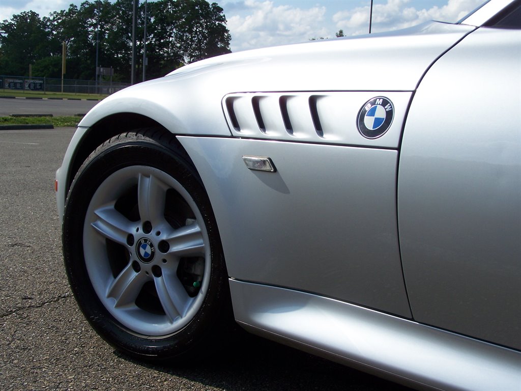 2000 BMW Z3 - $11,890