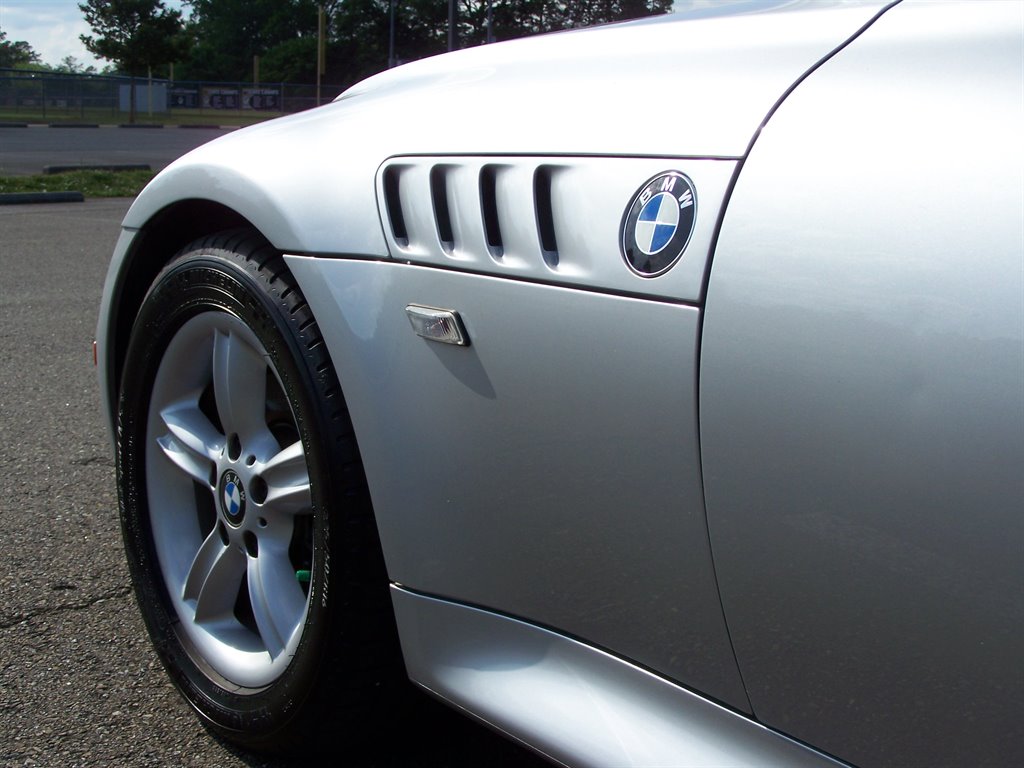 2000 BMW Z3 - $11,890