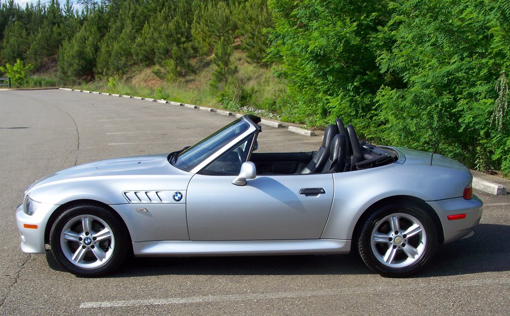 2000 BMW Z3 - $11,890