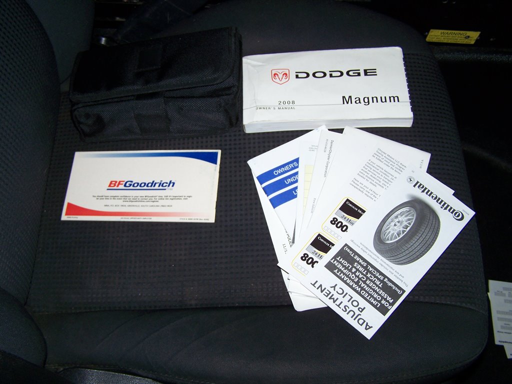 2008 Dodge Magnum - $18,890