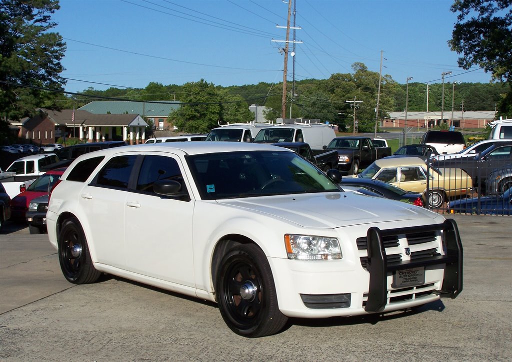 2008 Dodge Magnum - $18,890