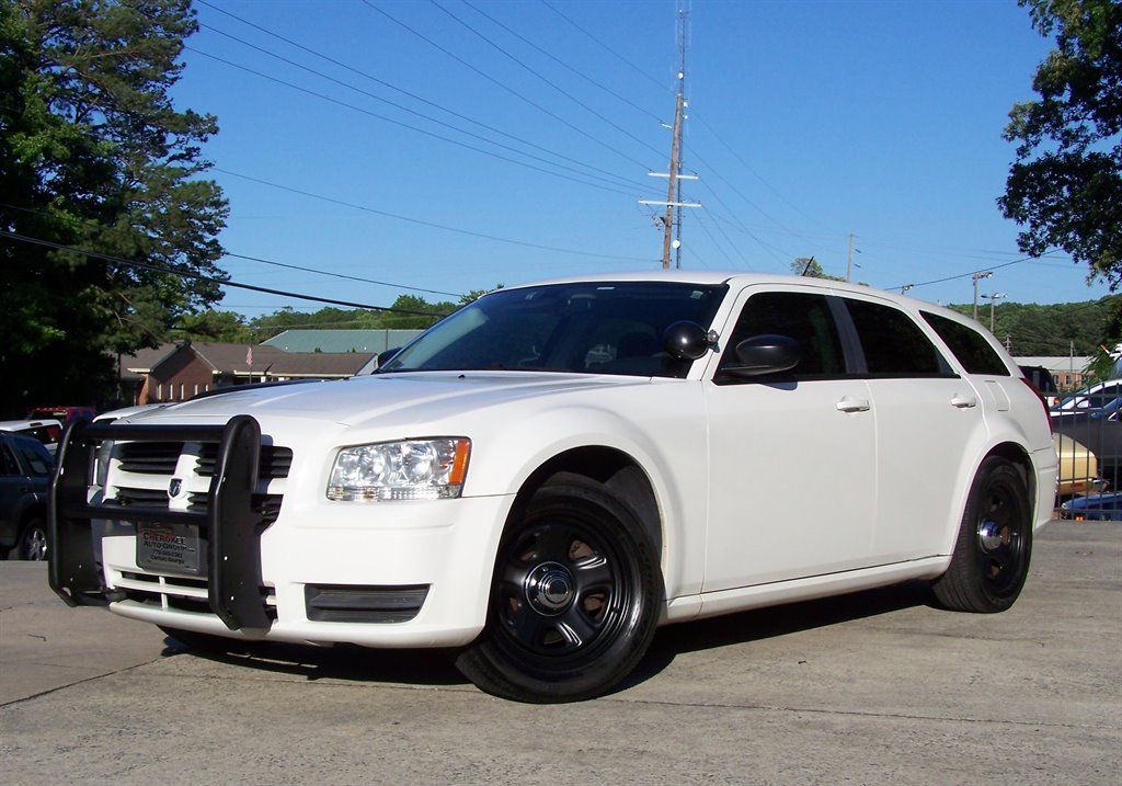2008 Dodge Magnum - $18,890