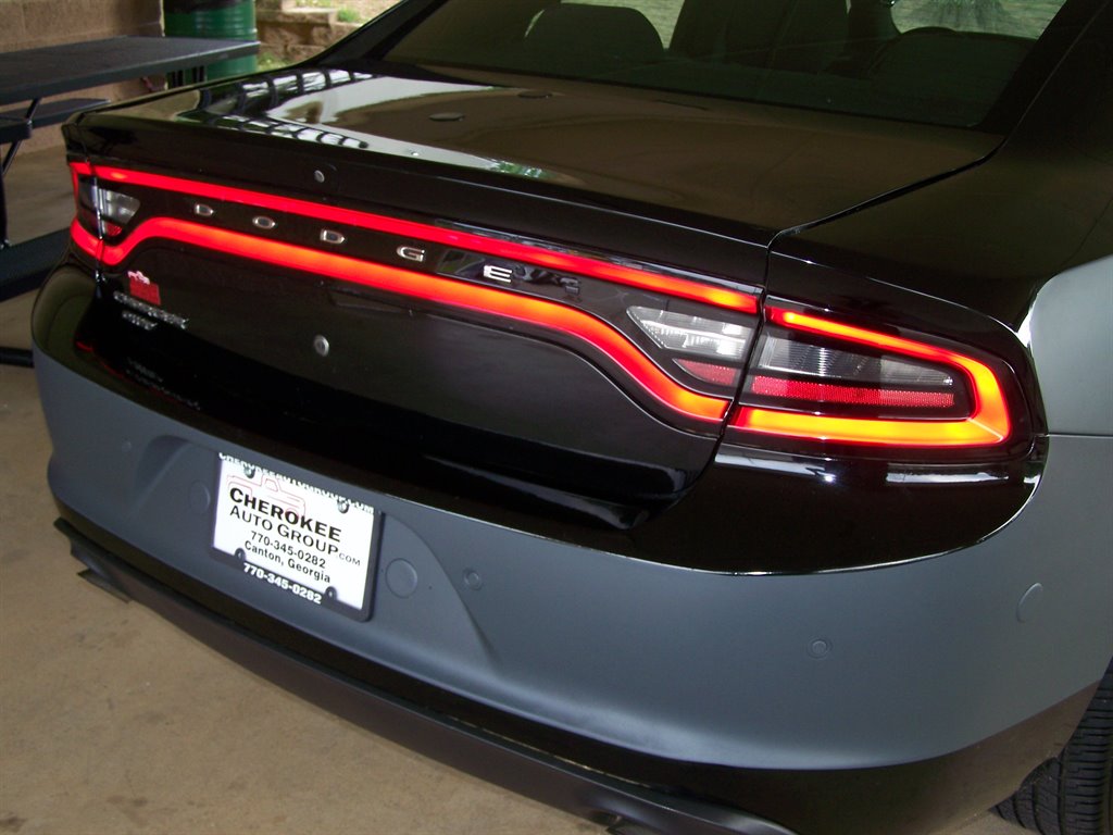 2019 Dodge Charger - $22,890