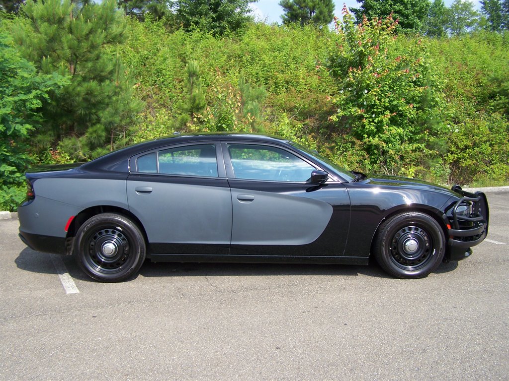 2019 Dodge Charger - $22,890