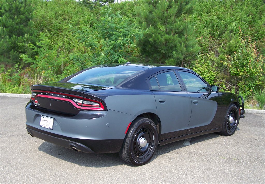 2019 Dodge Charger - $22,890