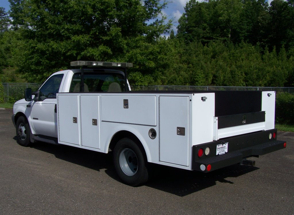2003 Ford F-350 - $24,890