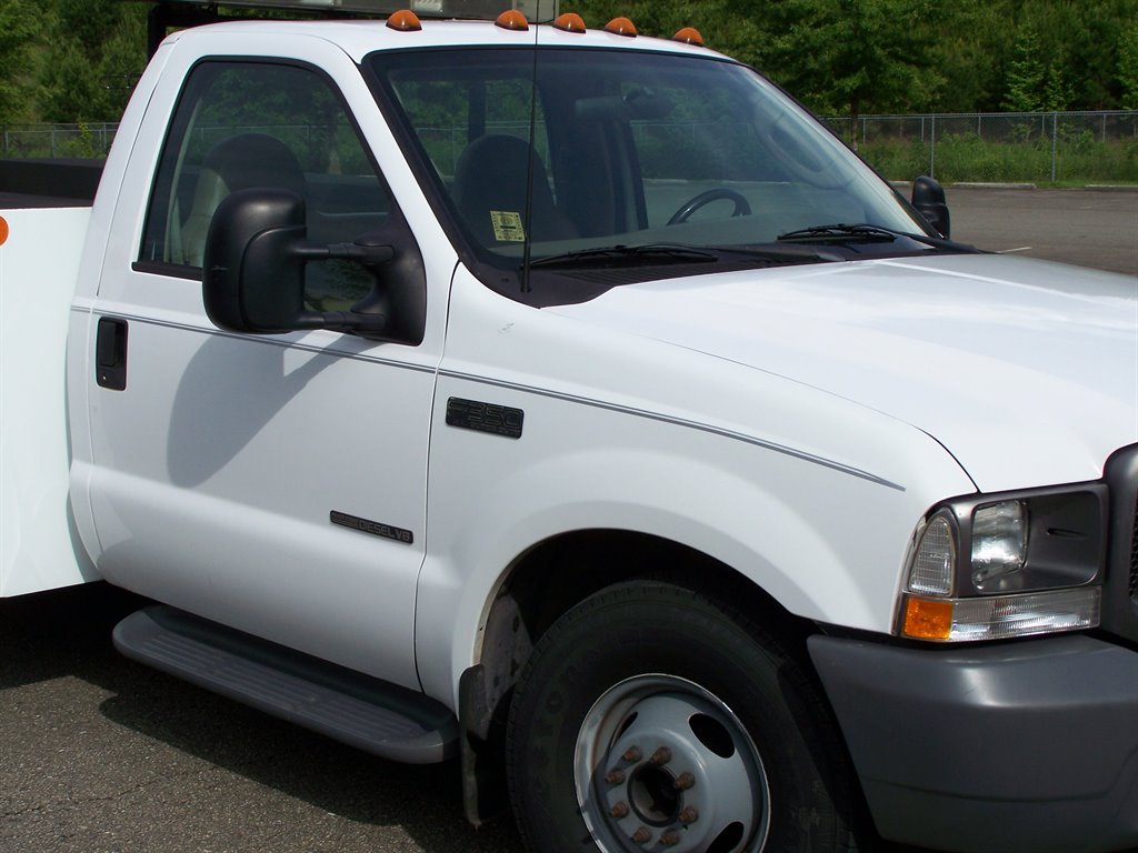 2003 Ford F-350 - $24,890