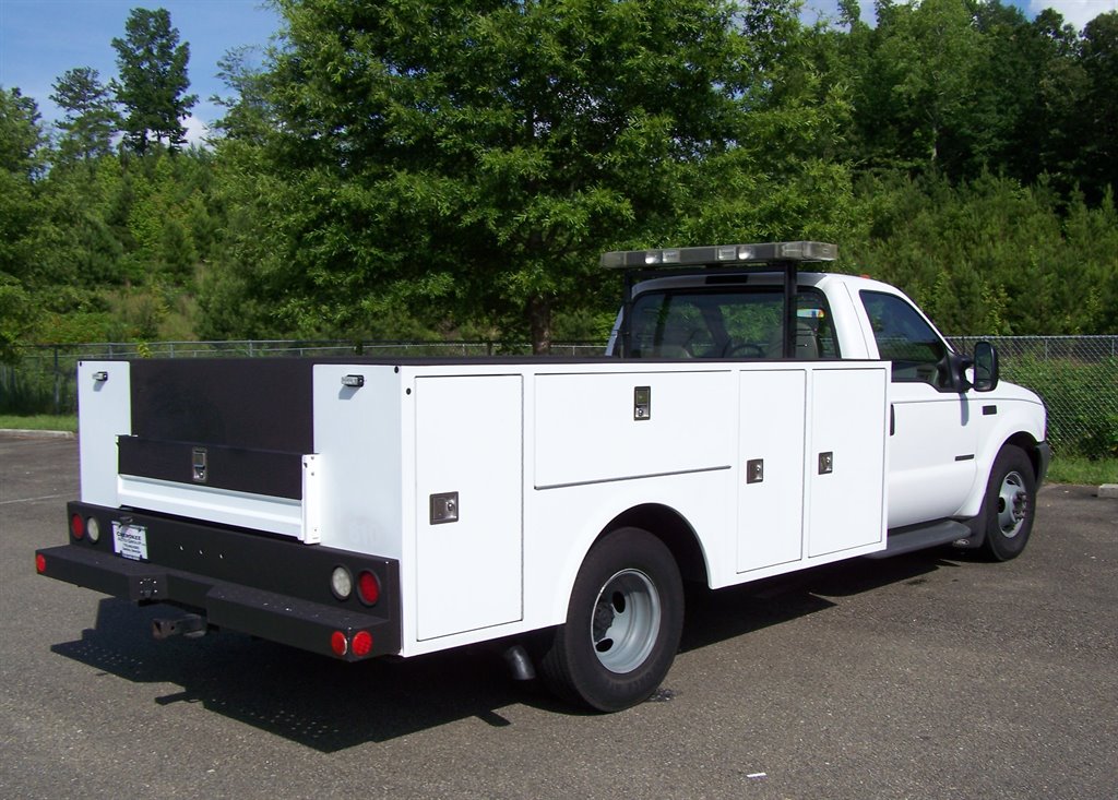 2003 Ford F-350 - $24,890