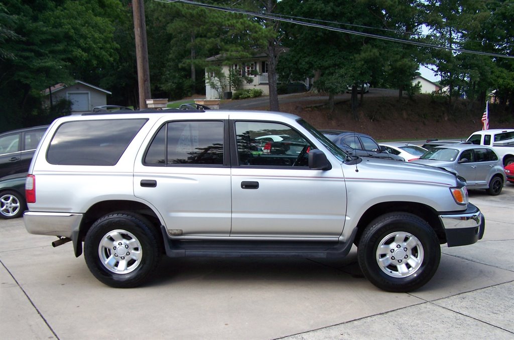 2000 Toyota 4Runner - $13,890