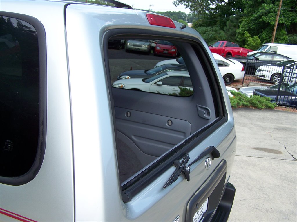 2000 Toyota 4Runner - $13,890