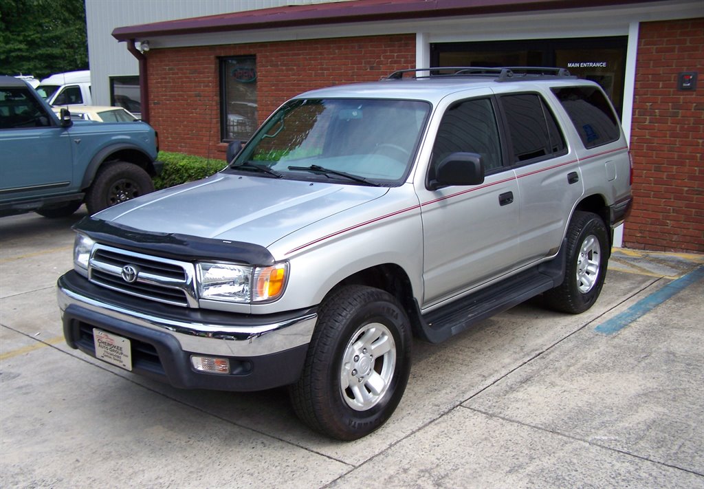 2000 Toyota 4Runner - $13,890