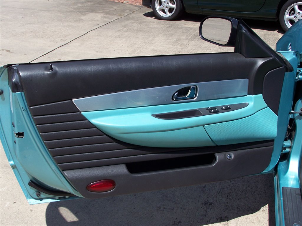 2002 Ford Thunderbird - $12,890