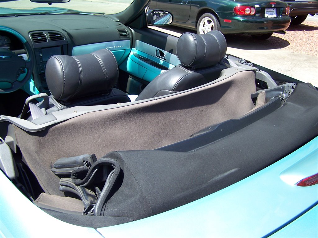 2002 Ford Thunderbird - $12,890