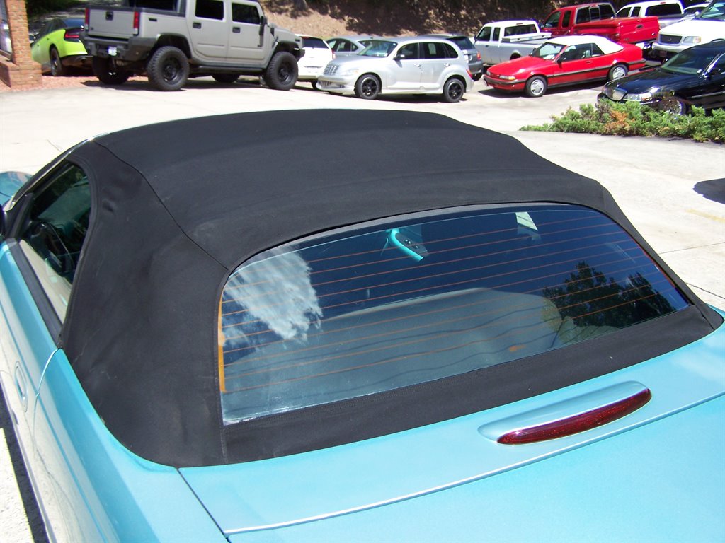 2002 Ford Thunderbird - $12,890