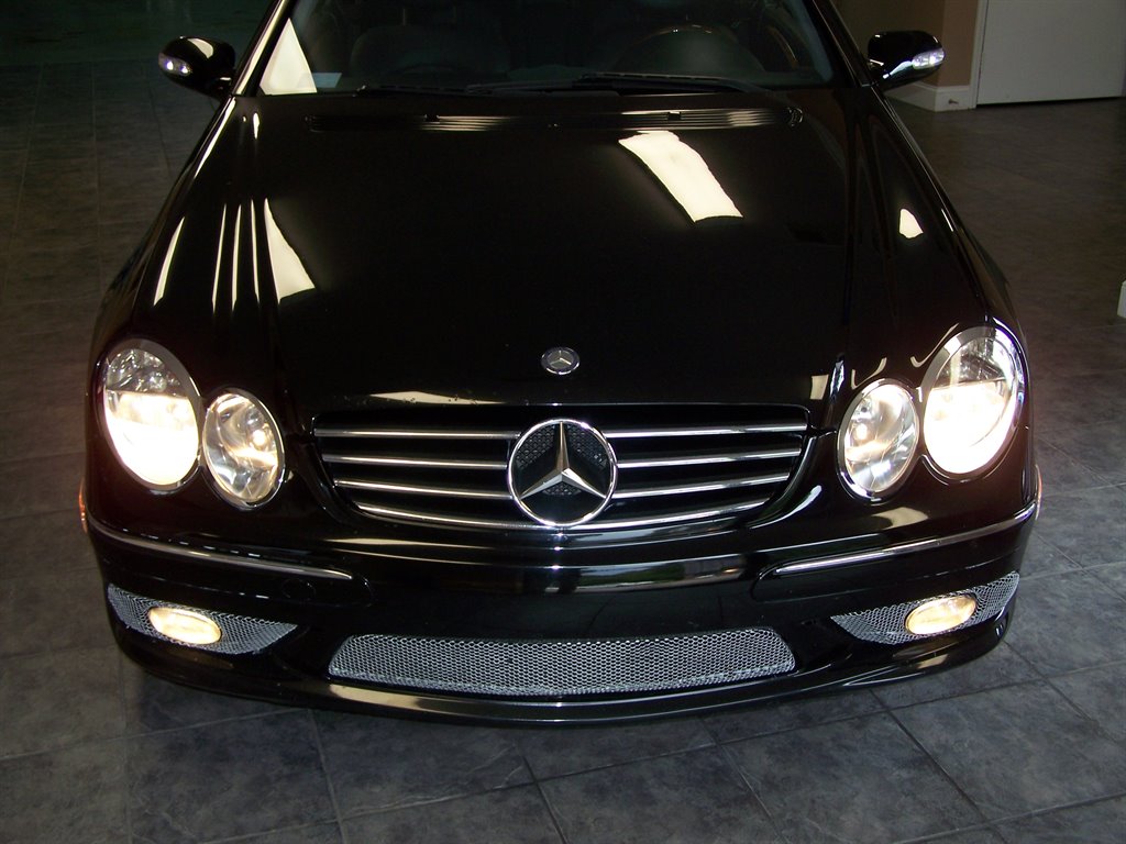 2005 Mercedes-Benz CLK-Class - $10,990