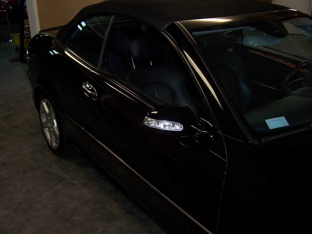 2005 Mercedes-Benz CLK-Class - $10,990