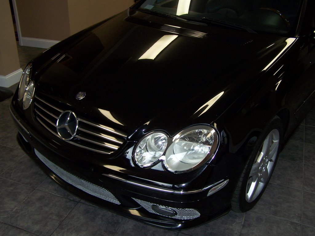 2005 Mercedes-Benz CLK-Class - $10,990