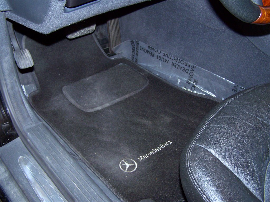 2005 Mercedes-Benz CLK-Class - $10,990