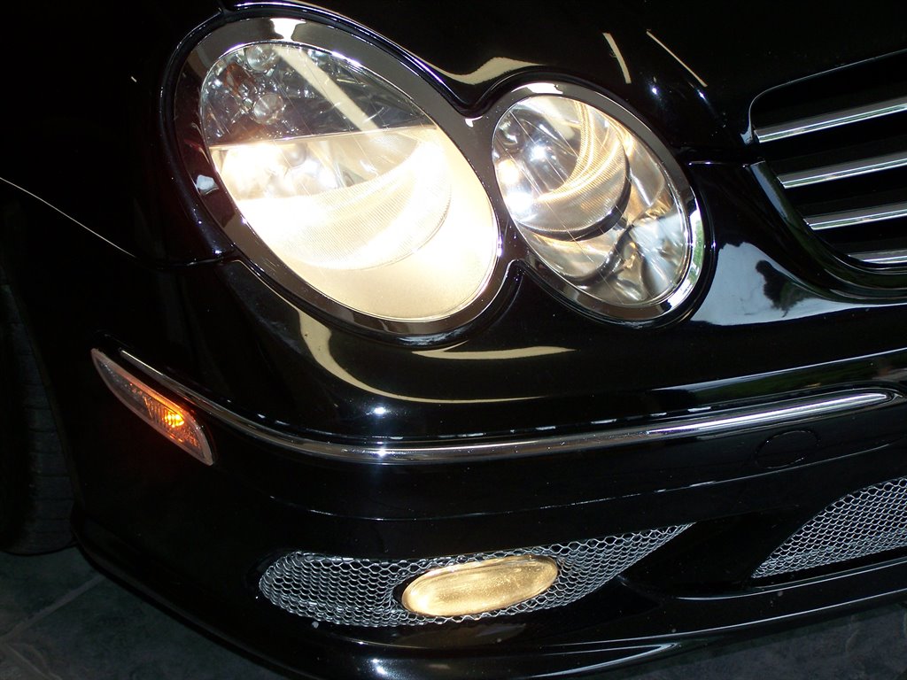 2005 Mercedes-Benz CLK-Class - $10,990