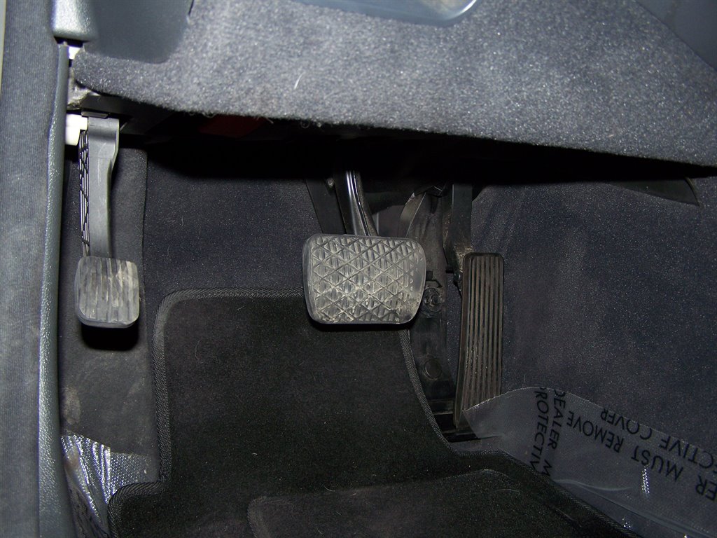 2005 Mercedes-Benz CLK-Class - $10,990
