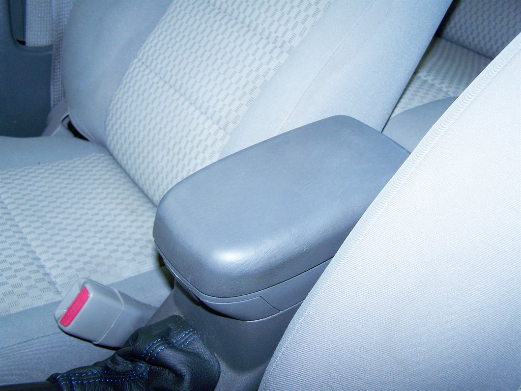 2006 Saturn Ion - $5,990