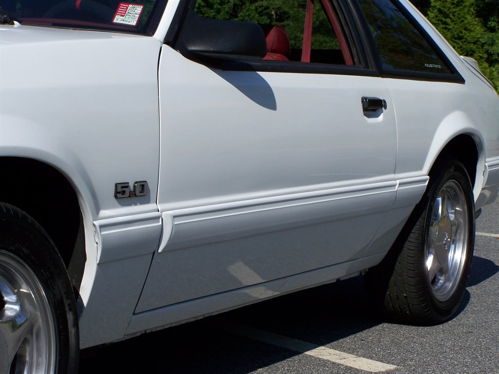 1992 Ford Mustang - $18,890