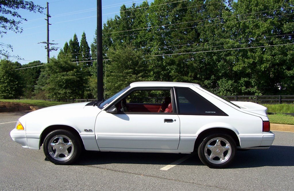 1992 Ford Mustang - $18,890