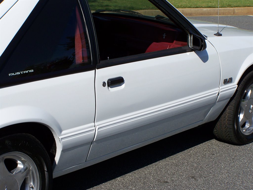 1992 Ford Mustang - $18,890