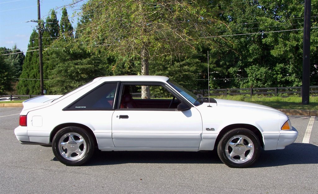 1992 Ford Mustang - $18,890