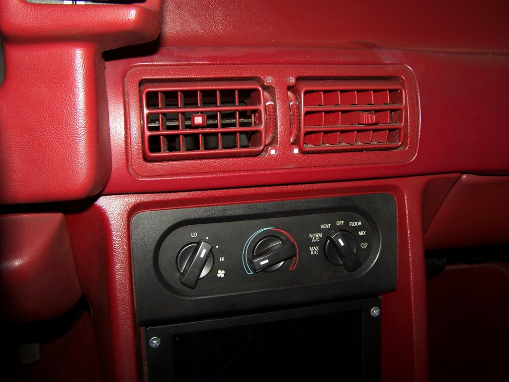 1992 Ford Mustang - $18,890