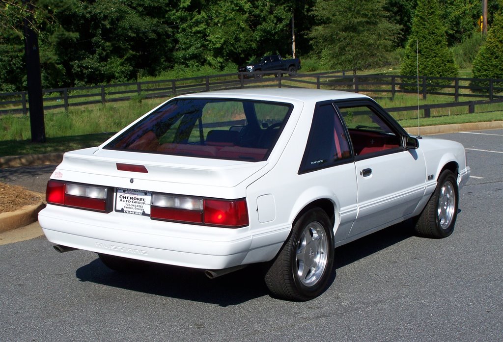 1992 Ford Mustang - $18,890