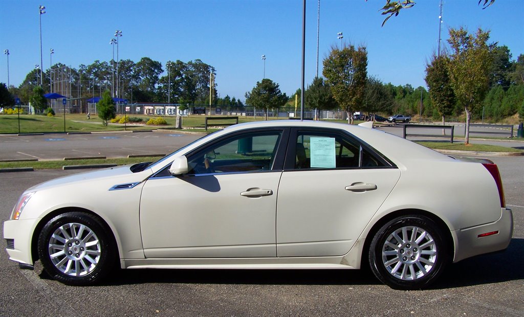 2010 Cadillac CTS - $8,890