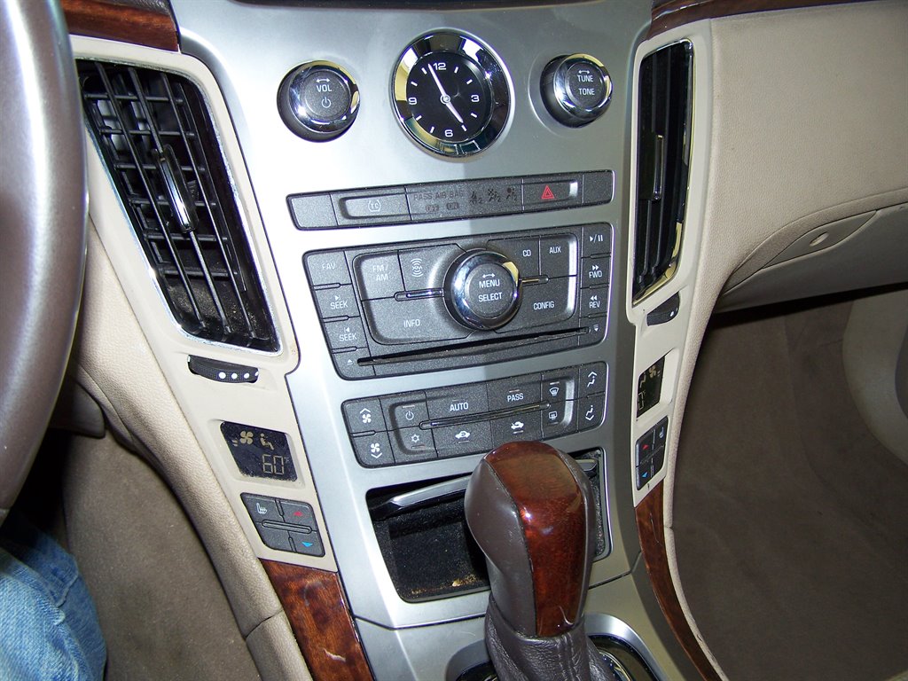 2010 Cadillac CTS - $8,890