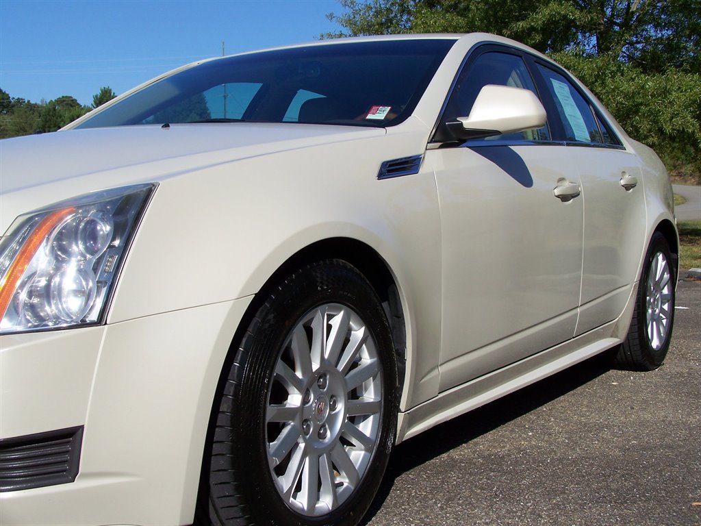 2010 Cadillac CTS - $8,890