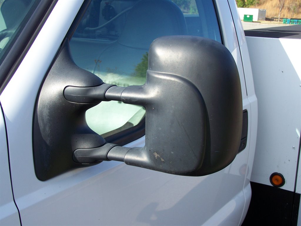2006 Ford F-350 Super Duty - $17,890