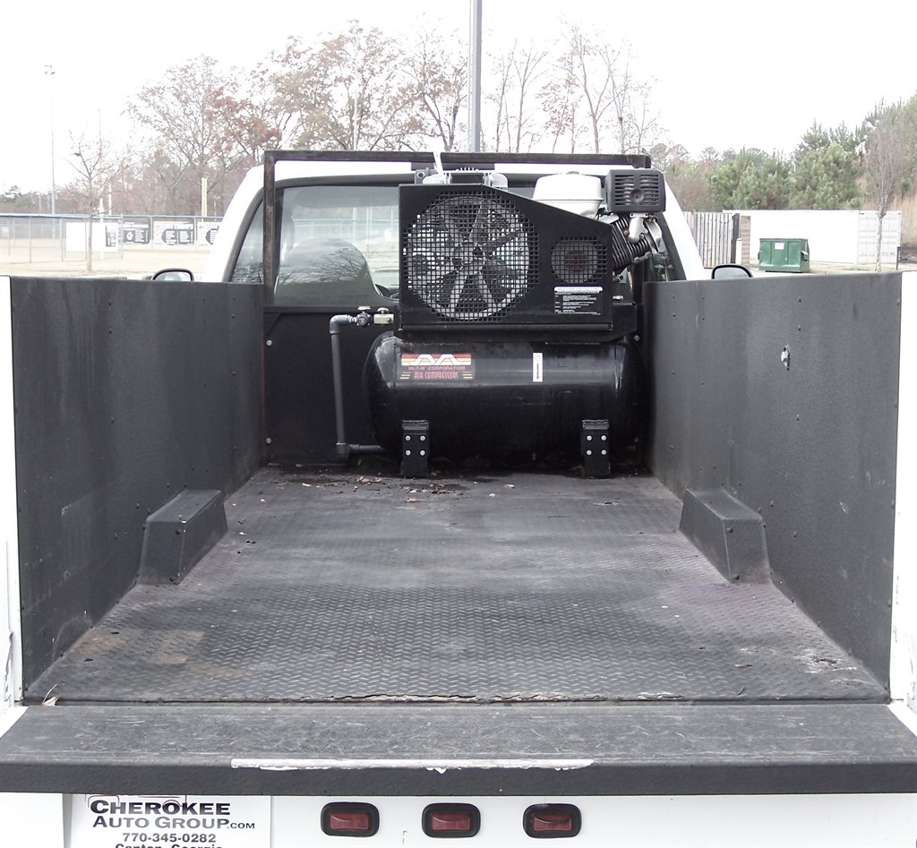 2006 Ford F-350 Super Duty - $17,890