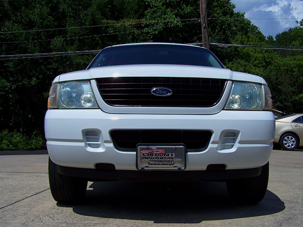 2005 Ford Explorer - $16,890