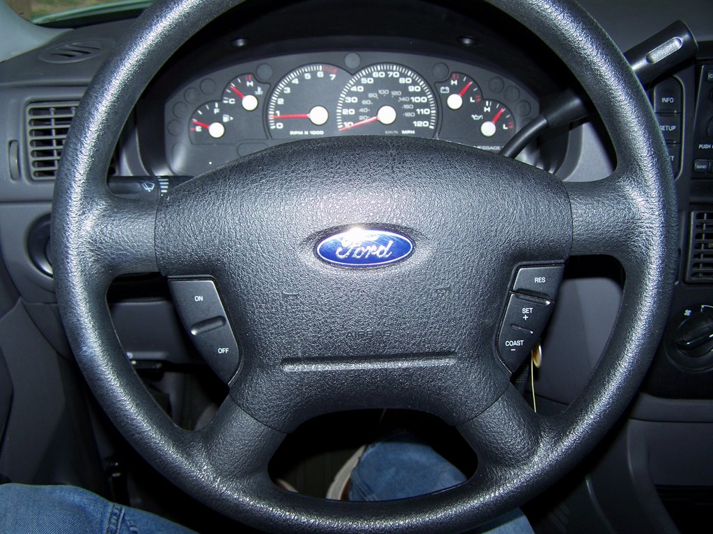 2005 Ford Explorer - $16,890