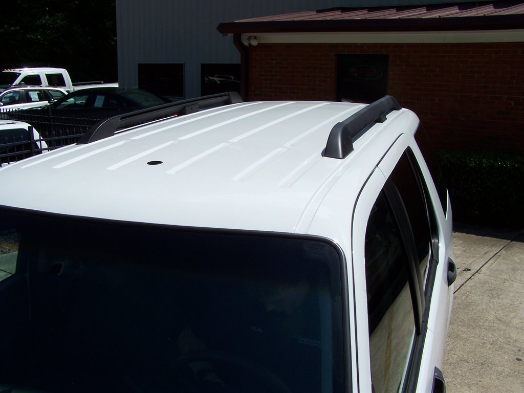 2005 Ford Explorer - $16,890