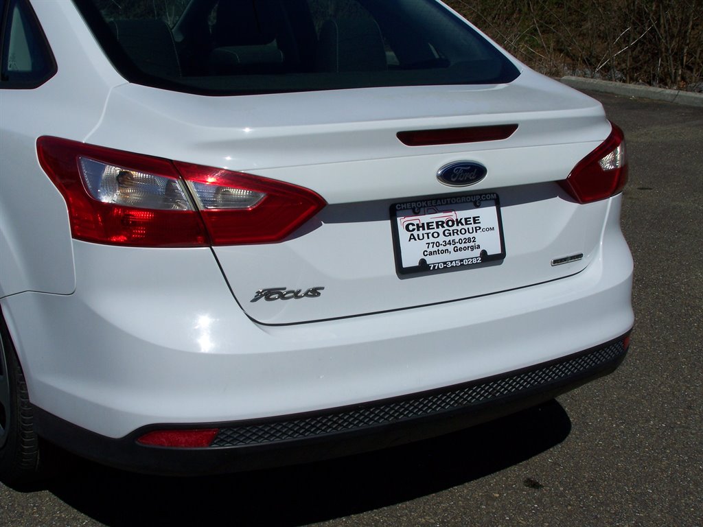 2013 Ford Focus - $7,990