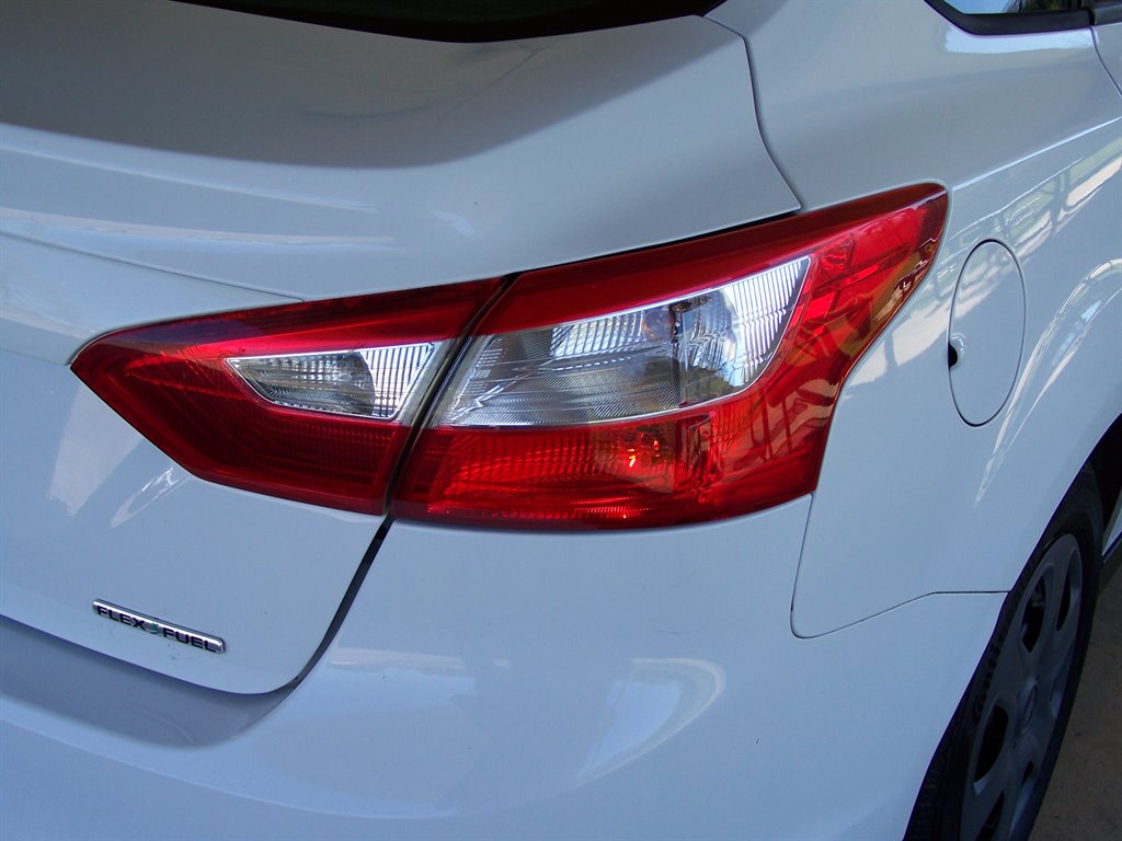 2013 Ford Focus - $7,990